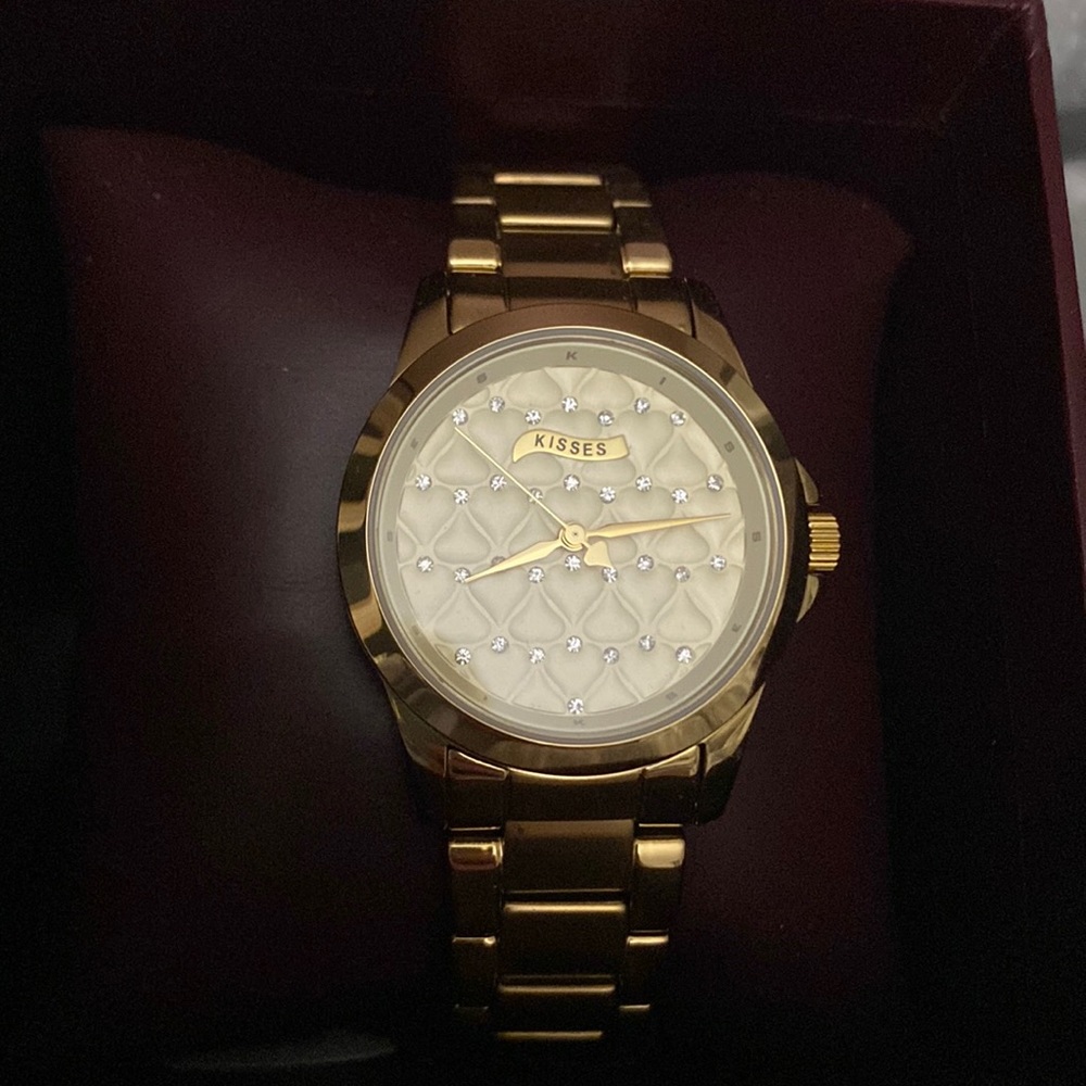 Gold Link Hershey Kiss Watch NWT